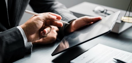 Ограничения по выплате дивидендов собственникам из недружественных стран: Постановление Совмина № 299.